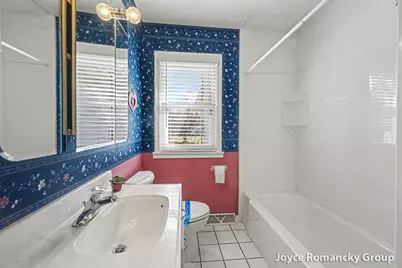 503 West Gilson Street, Edmore, MI 48829 - Photo 9