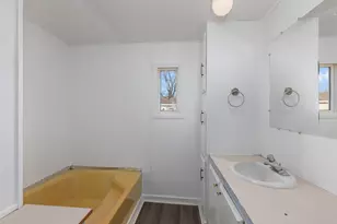 8779 Country View Dr NW, Sparta, MI 49345 - Photo 11