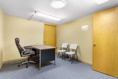 11322 E Lakewood Boulevard, Holland, MI 49424 - Photo 17