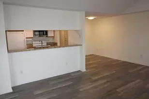 1411 Heatherwood Ln, Ann Arbor, MI 48108 - Photo 9