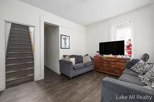 1018 Norwich Ave SW, Grand Rapids, MI 49503 - Photo 3