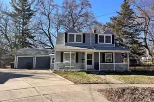 907 Sheridan Ct, Albion, MI 49224 - Photo 1