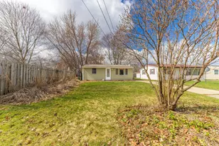 241 N 26th St, Springfield, MI 49037 - Photo 3