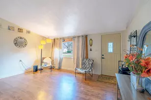 241 N 26th St, Springfield, MI 49037 - Photo 7