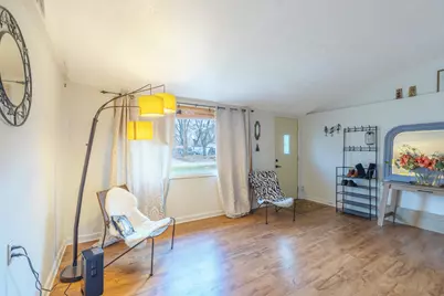 241 N 26th Street, Springfield, MI 49037 - Photo 5