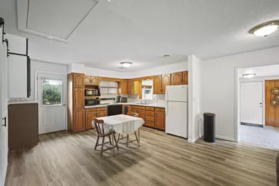 1905 W Franklin Street, Jackson, MI 49203 - Photo 5