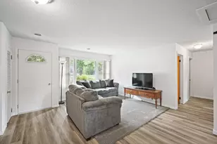 1905 W Franklin St, Jackson, MI 49203 - Photo 9