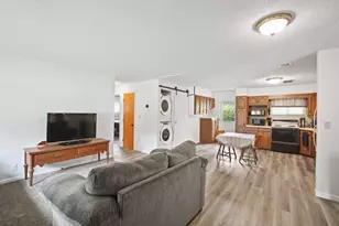 1905 W Franklin St, Jackson, MI 49203 - Photo 11