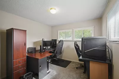 1905 W Franklin Street, Jackson, MI 49203 - Photo 23