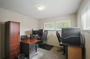 1905 W Franklin St, Jackson, MI 49203 - Photo 23