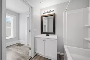 1811 Lewis St, Jackson, MI 49203 - Photo 13