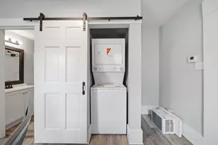 1811 Lewis St, Jackson, MI 49203 - Photo 11