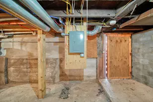 1811 Lewis St, Jackson, MI 49203 - Photo 23