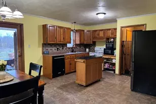 1877 Dutcher Rd, Howell, MI 48843 - Photo 5