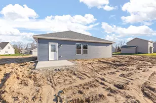 2008 Green Acres Dr, Adrian, MI 49221 - Photo 3