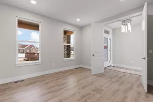 4823 Thompson Heights Dr, Adrian, MI 49221 - Photo 15