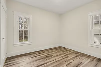 243 Howland Street, Battle Creek, MI 49037 - Photo 11