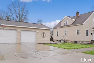 708 Brush St, Portland, MI 48875 - Photo 27