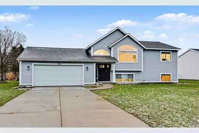 770 Brownwood Avenue NW, Grand Rapids, MI 49504 - Photo 3