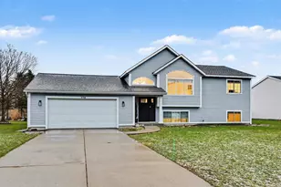 770 Brownwood Ave NW, Grand Rapids, MI 49504 - Photo 3