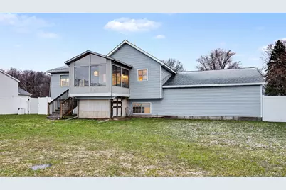 770 Brownwood Avenue NW, Grand Rapids, MI 49504 - Photo 31