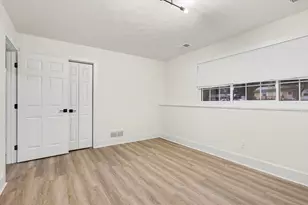 770 Brownwood Ave NW, Grand Rapids, MI 49504 - Photo 27