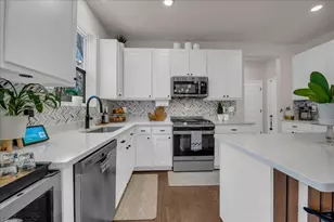 2165 Wiltshire Dr, Ypsilanti, MI 48198 - Photo 15