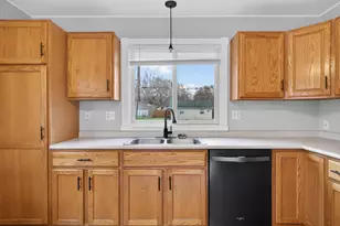 244 Long Ave, Michigan Center, MI 49254 - Photo 11