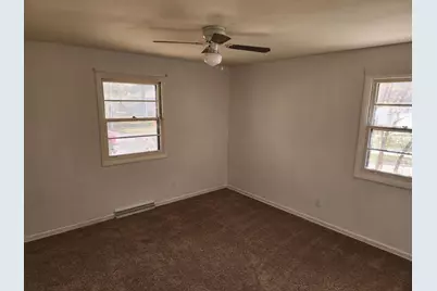 1651 Diamond Avenue NE, Grand Rapids, MI 49505 - Photo 9