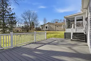 283 Shamrock St, Novi, MI 48377 - Photo 33