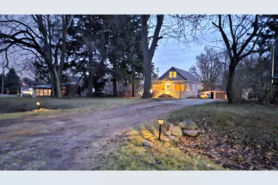 57751 Grand River Avenue, New Hudson, MI 48165 - Photo 3
