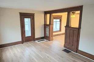 406 E McDevitt Ave, Jackson, MI 49203 - Photo 7