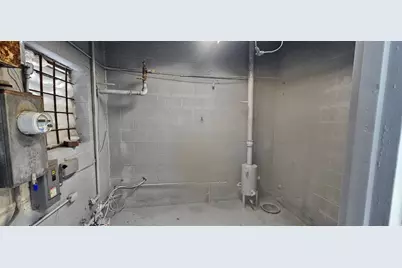 15102 E Thirteen Mile Road, Warren, MI 48088 - Photo 3