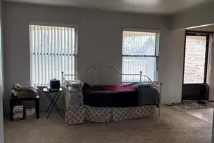 42840 Driftwood Dr, Sterling Heights, MI 48313 - Photo 5