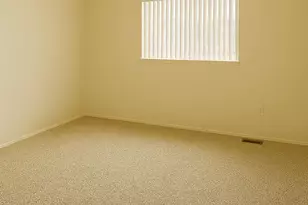 42840 Driftwood Dr, Sterling Heights, MI 48313 - Photo 13