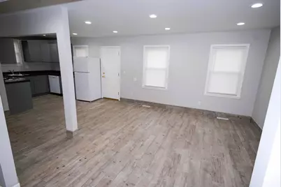 1872 Champaign Road, Lincoln Park, MI 48146 - Photo 5