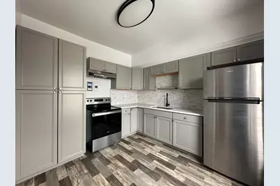 447 W Walnut Street, Kalamazoo, MI 49007 - Photo 3