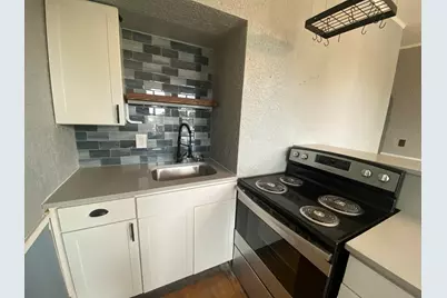 447 W Walnut Street, Kalamazoo, MI 49007 - Photo 19