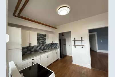 447 W Walnut Street, Kalamazoo, MI 49007 - Photo 9