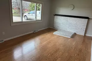 17932 Indian Prairie Rd, White Pigeon, MI 49099 - Photo 5