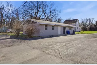 107 S Crystal Avenue, Benton Harbor, MI 49022 - Photo 3