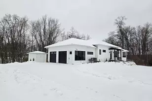 9465 Wabasis Pointe Dr NE, Greenville, MI 48838 - Photo 15