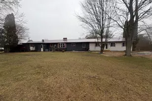 500 E 136th St, Grant, MI 49327 - Photo 37