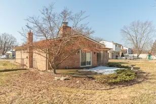 5806 Wedgewood Rd, Canton, MI 48187 - Photo 7