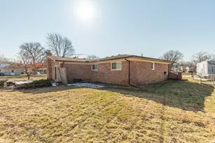 5806 Wedgewood Rd, Canton, MI 48187 - Photo 5