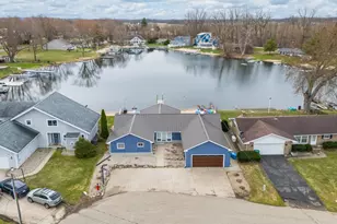 21557 Lake St, Cassopolis, MI 49031 - Photo 23