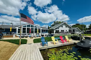 21557 Lake St, Cassopolis, MI 49031 - Photo 1