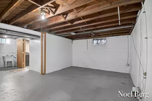 3474 McCracken St, Norton Shores, MI 49441 - Photo 23