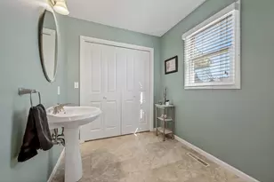 5115 Ossad Dr, Norton Shores, MI 49441 - Photo 15