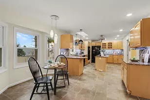 10466 N Riverview Dr, Plainwell, MI 49080 - Photo 5